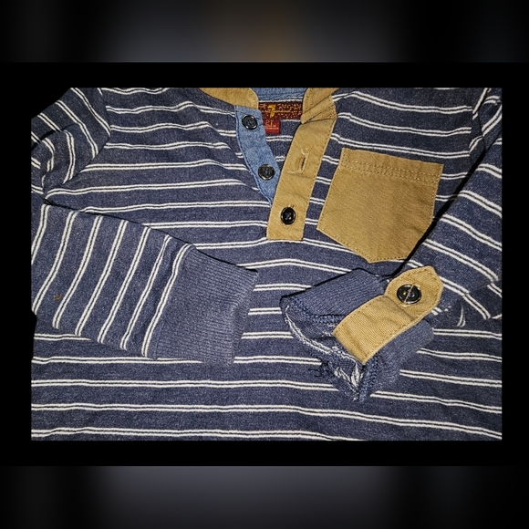 7 for mankind boys shirt size 2t - Picture 2 of 4